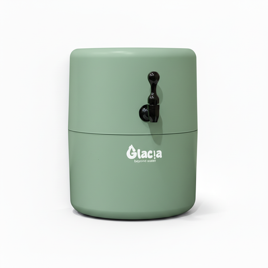 فلتر جلاسيا بلون ترندي بحنفية أسود كروم ولوجو أبيض